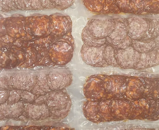 paprikás és téli szalámi - OSZI Bolt Kft.